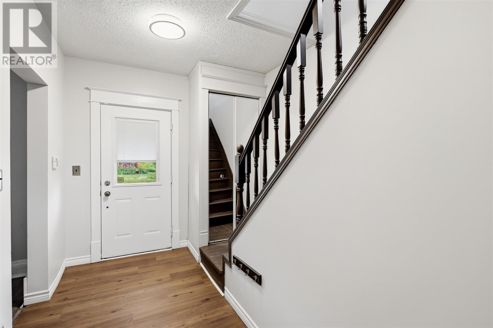 393 Bush ST - Photo 3