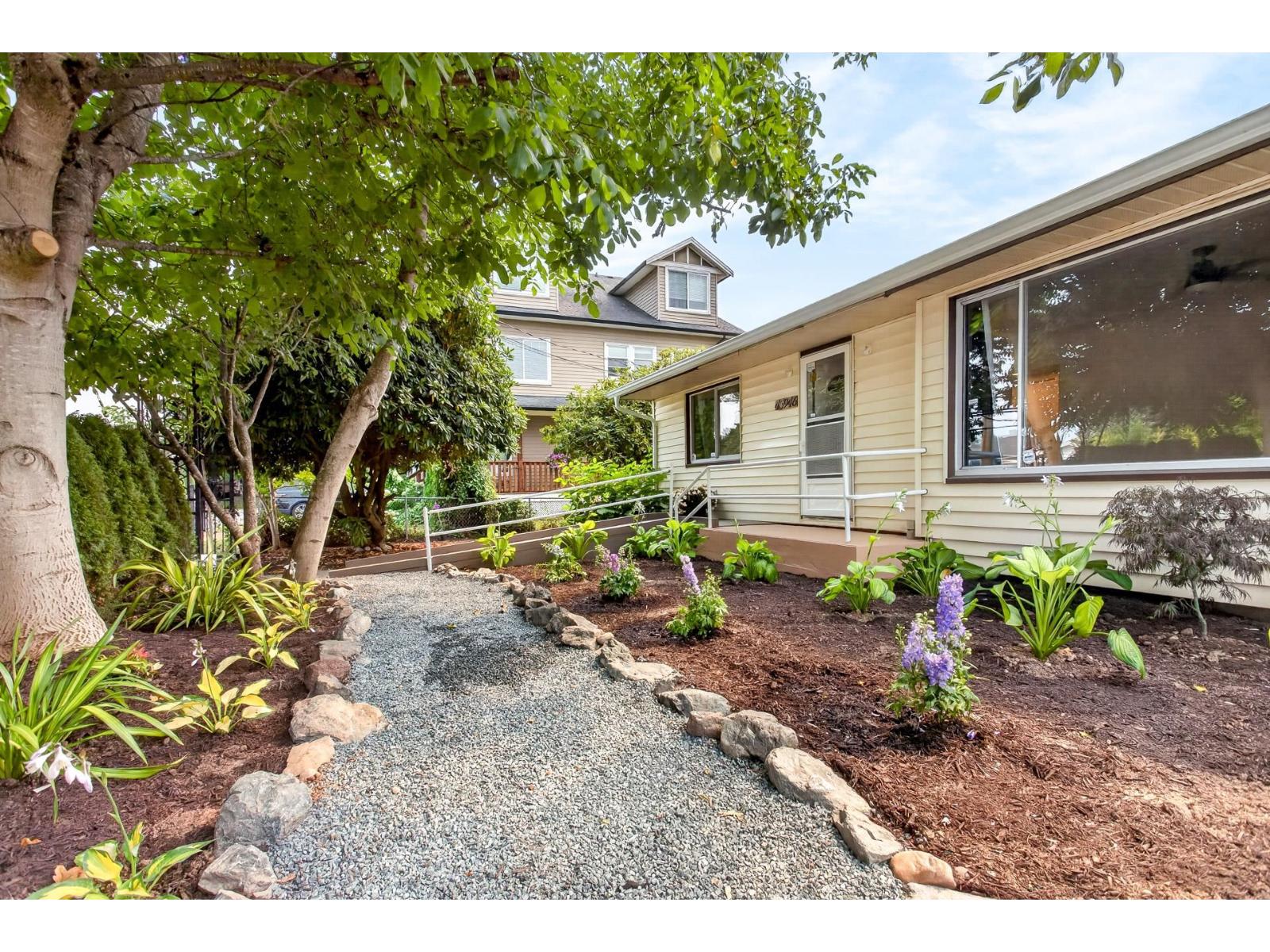 45946 YATES AVENUE, Chilliwack Proper West