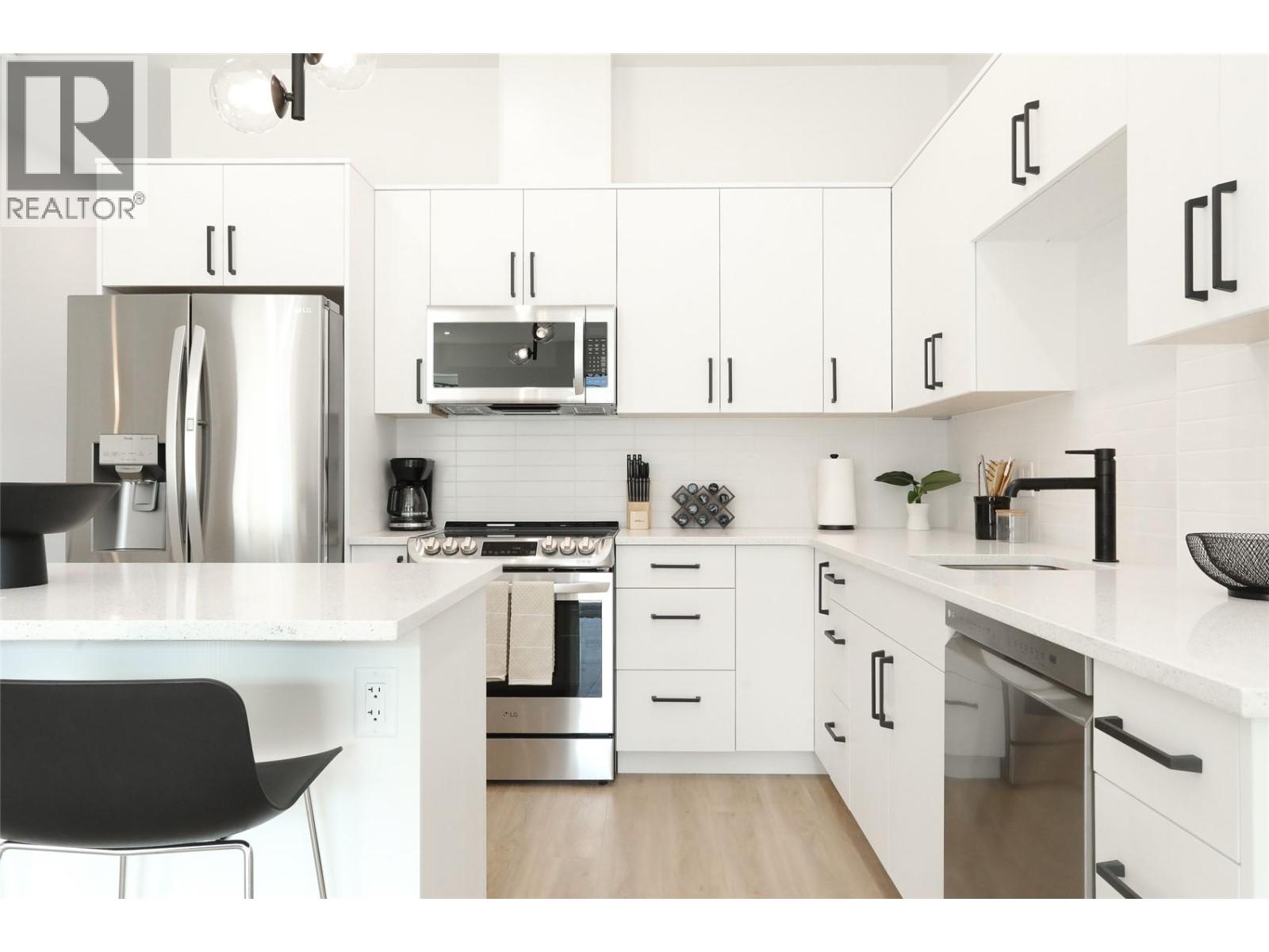 850 RAILWAY Lane Unit# 103