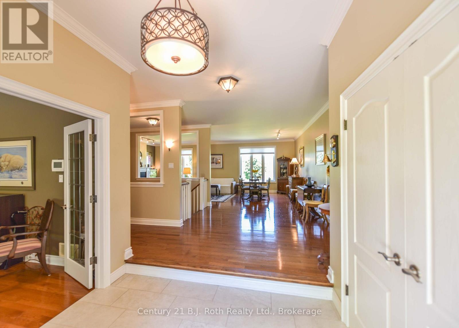 1273 HAWK RIDGE CRESCENT