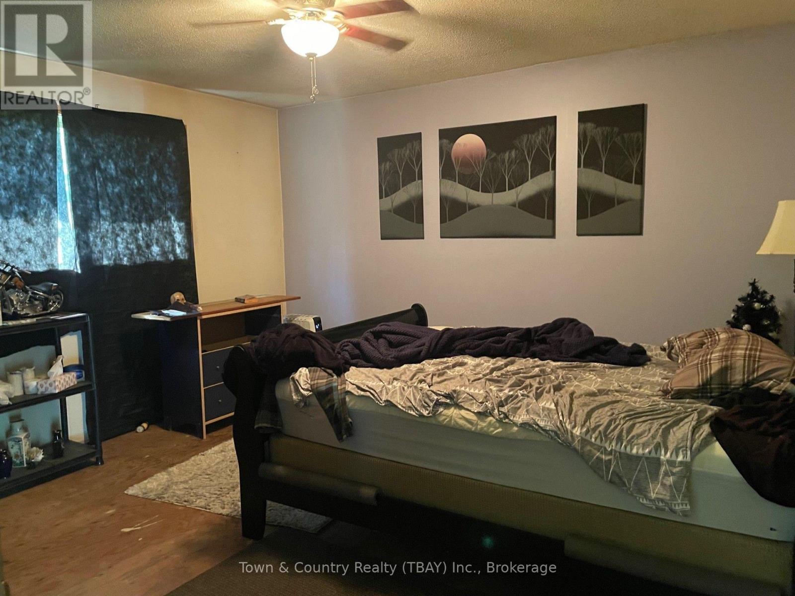 1007 BOUNDRY DRIVE