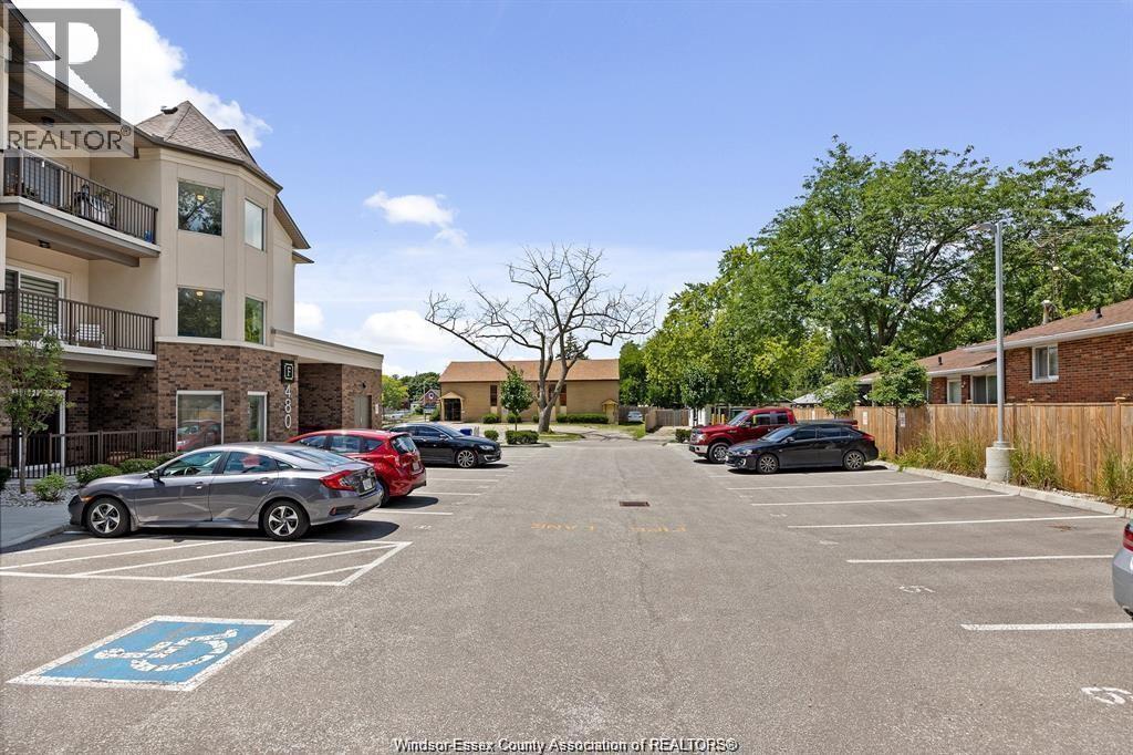480 FAIRVIEW BOULEVARD Unit# 101