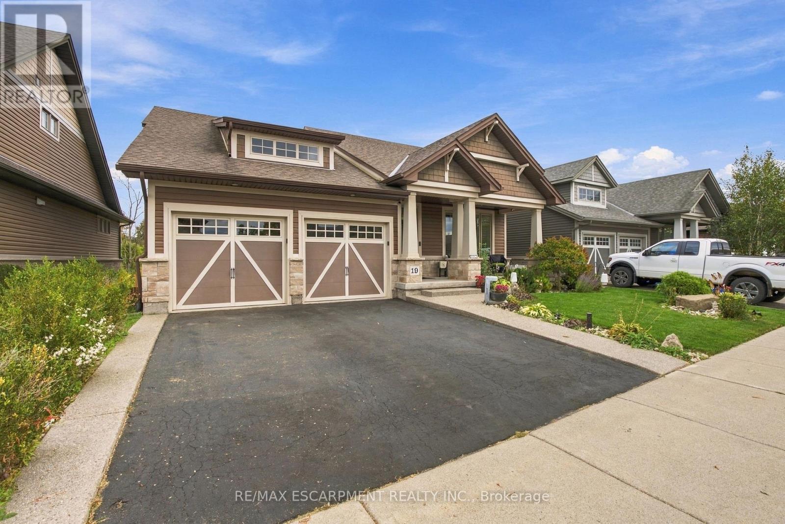 19 BROOKSIDE TERRACE
