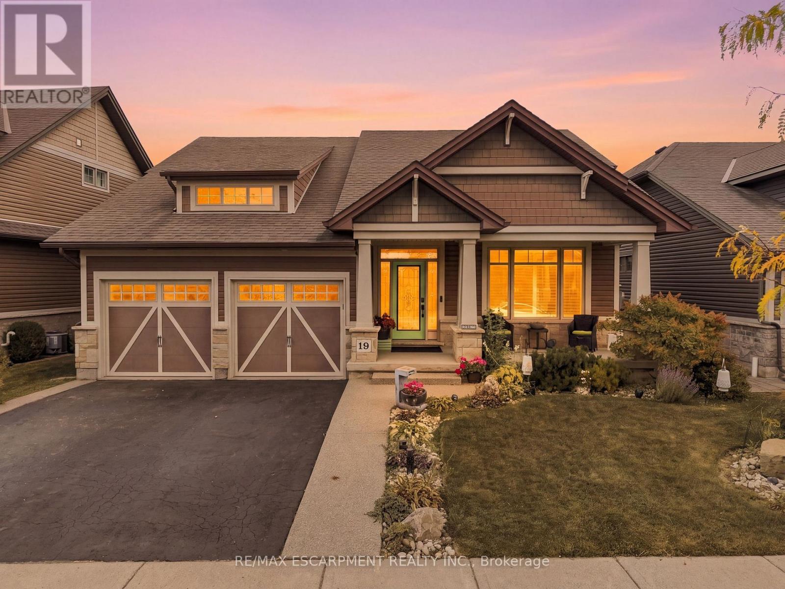 19 BROOKSIDE TERRACE