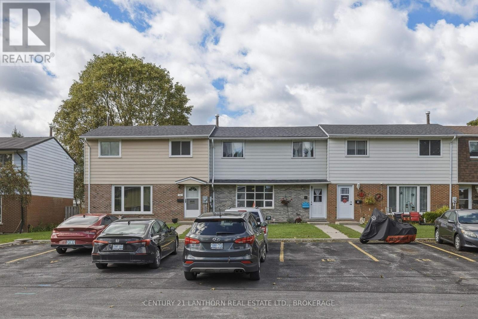 16 WINCHESTER DRIVE