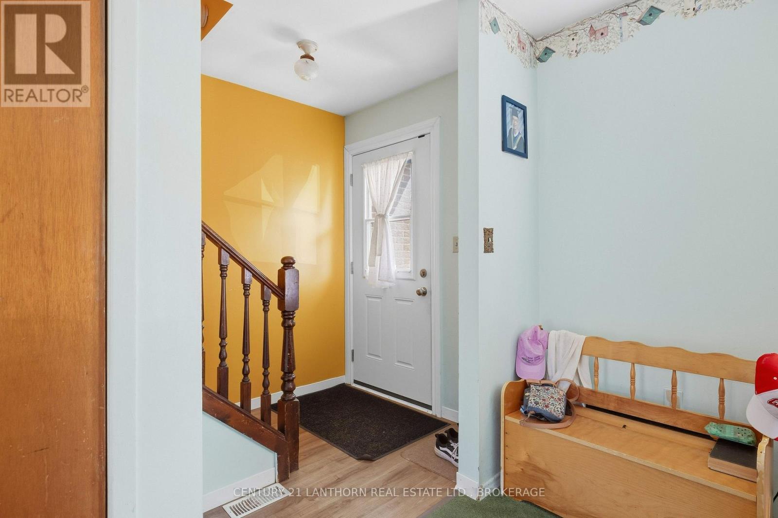16 WINCHESTER DRIVE