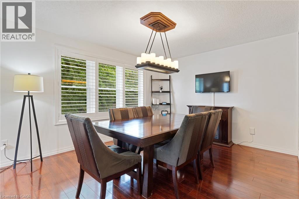 63 CEDARHILL Crescent
