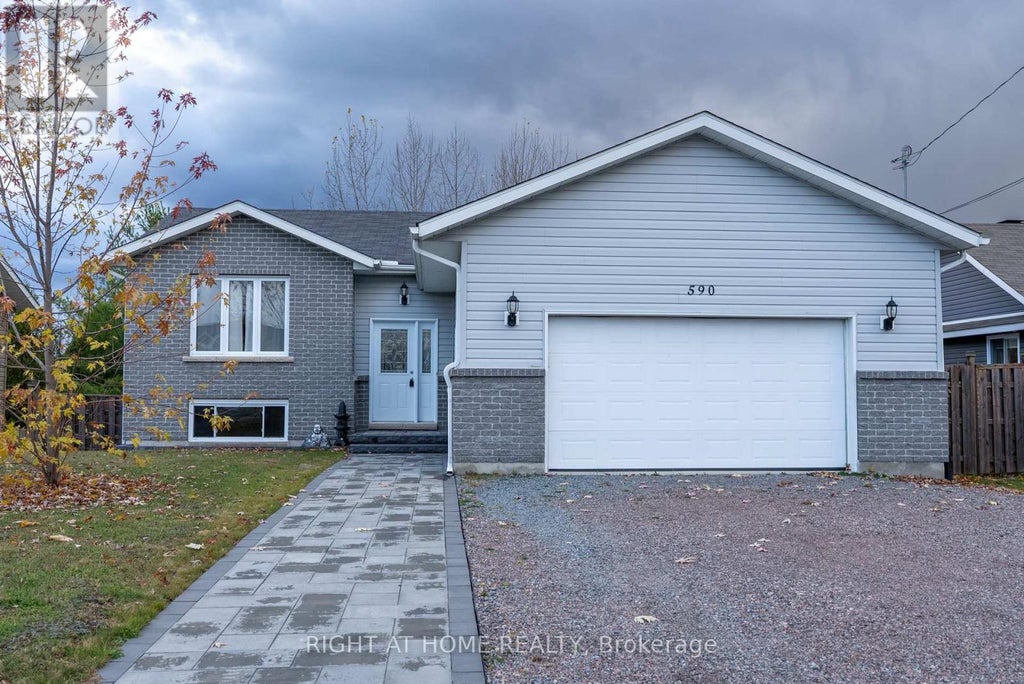 590 DEMERS STREET, WEST NIPISSING (STURGEON FALLS), ON P2B 0A1 - Image 3494835423.jpeg?d=l