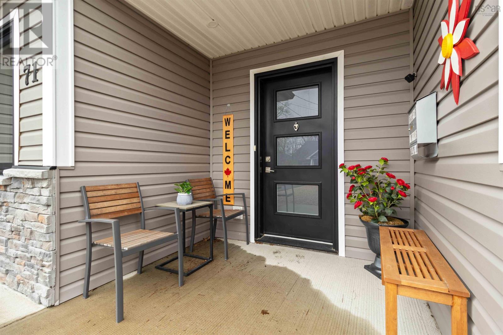 71 Acorn Drive - Photo 4