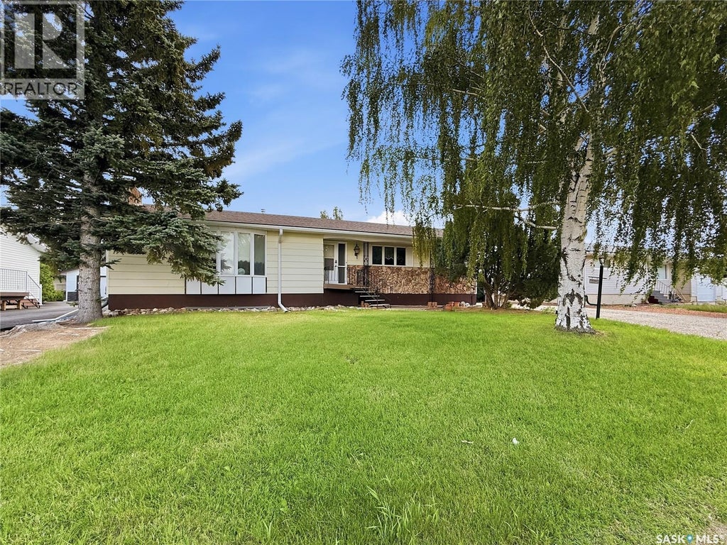 512 1ST STREET N, CABRI, SK S0N 0J0 - Image 730043409.jpeg?d=l
