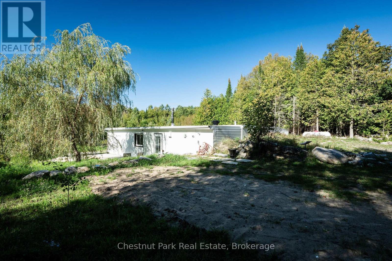 664 BRUCE ROAD 9