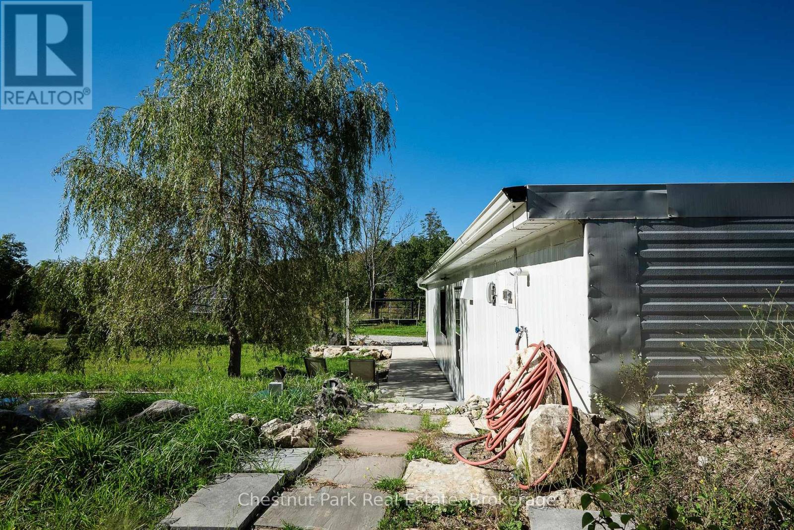 664 BRUCE ROAD 9