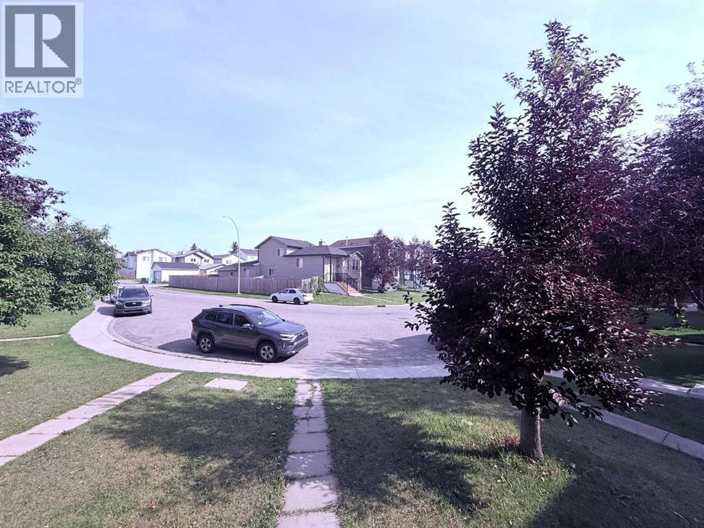 111 Martin Crossing Grove NE