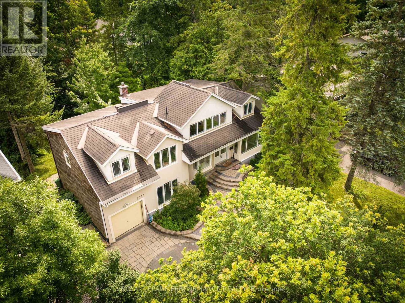 2077 PALMER AVENUE