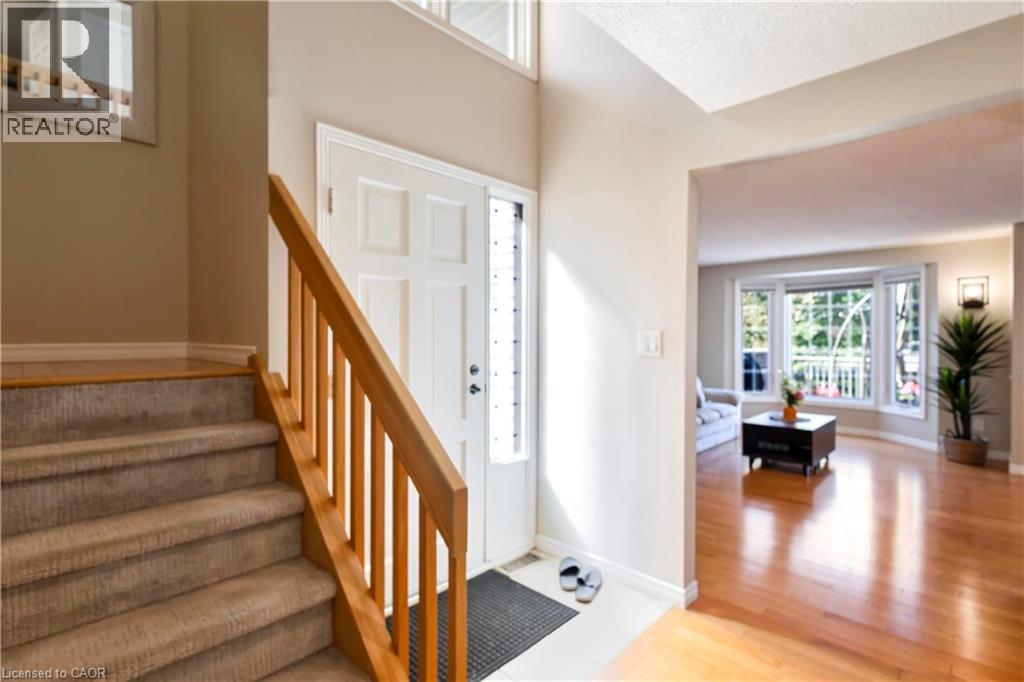 475 BEECHWOOD Drive Unit# 4