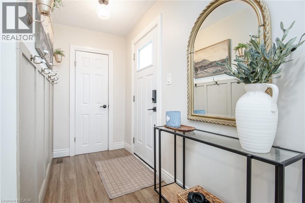 32 BELLEVIEW Avenue