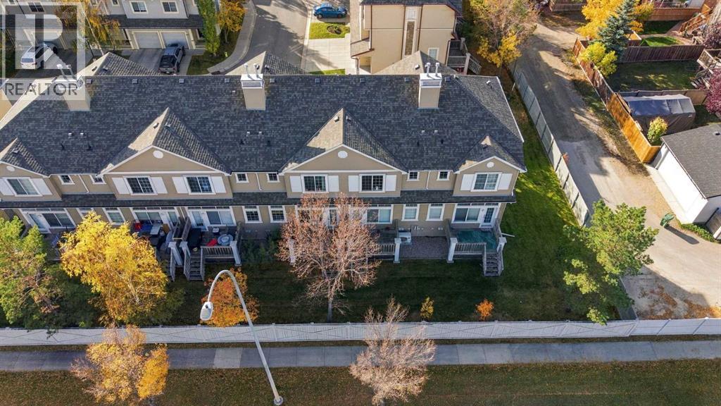 55 Copperfield Court SE