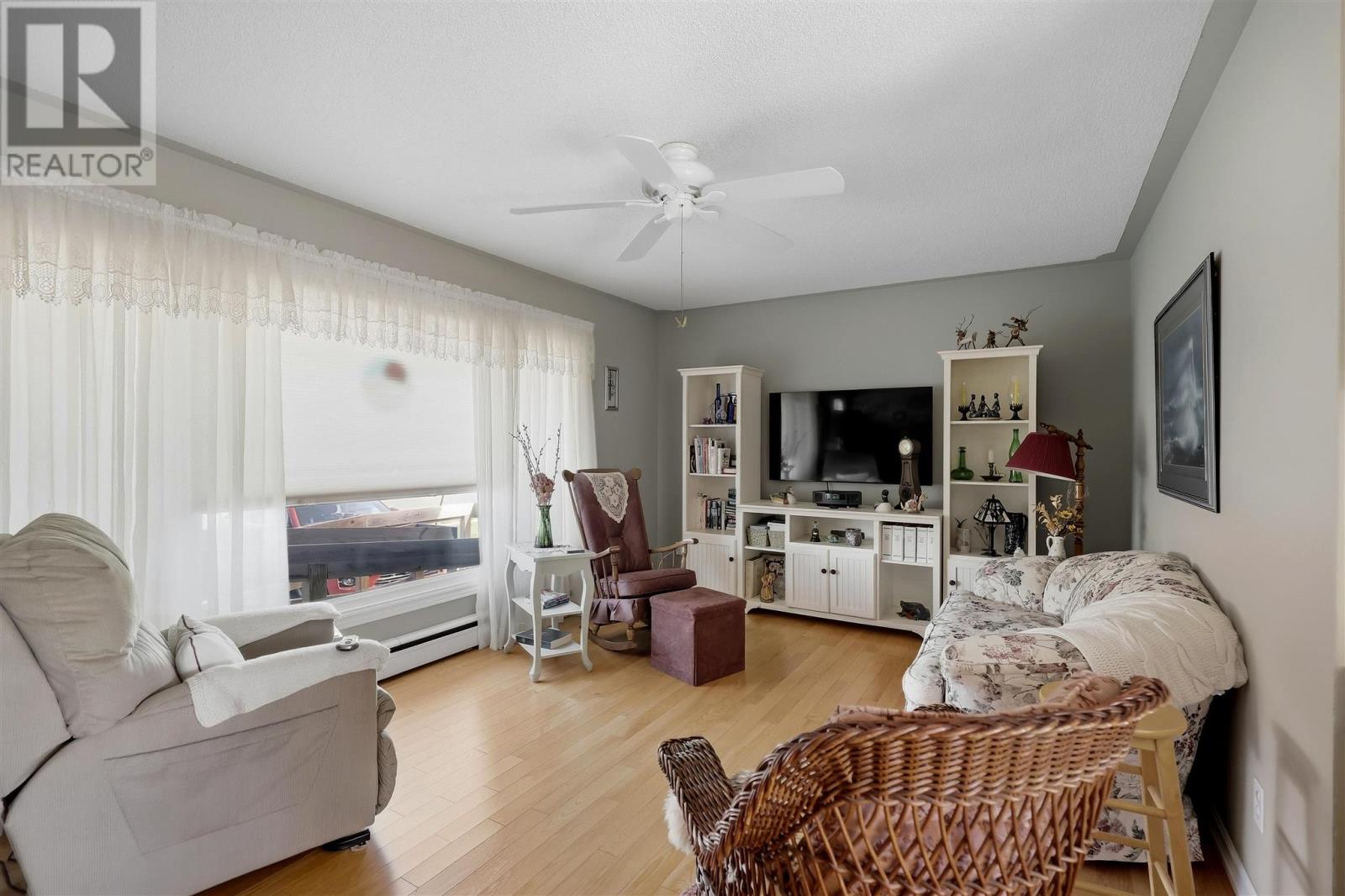 357 McNabb ST - Photo 4