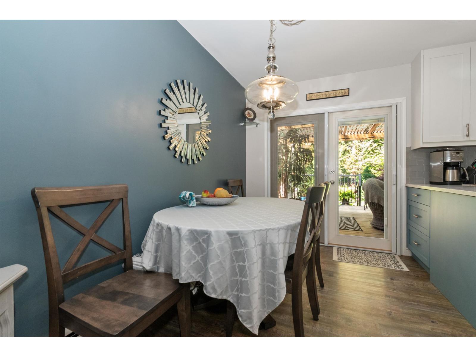 624 MOUNTAIN VIEW ROAD, Cultus Lake North