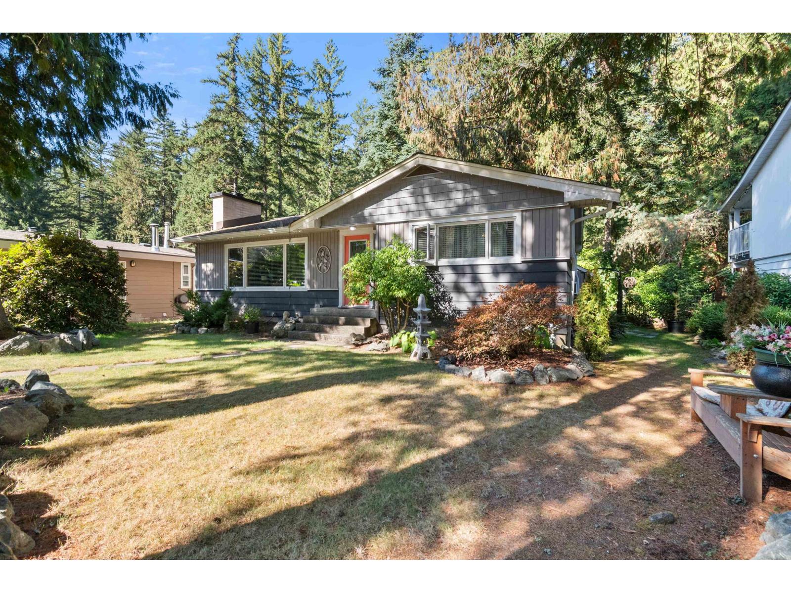 624 MOUNTAIN VIEW ROAD, Cultus Lake North