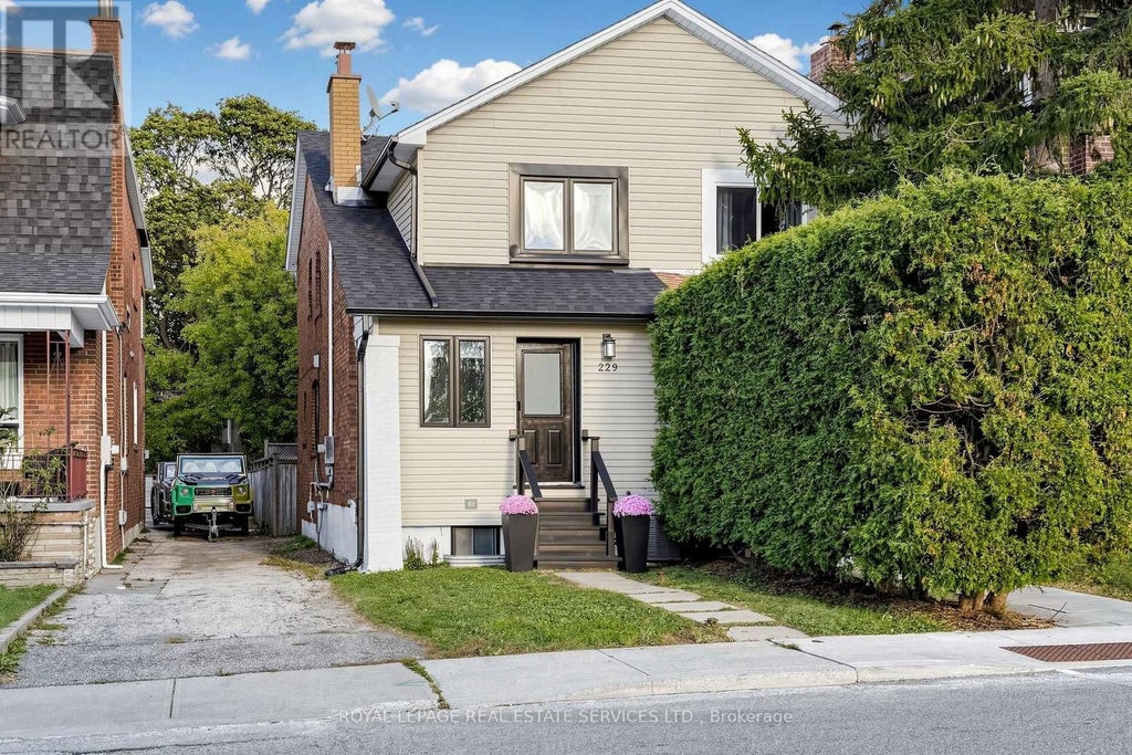 229 MCROBERTS AVENUE, TORONTO (CORSO ITALIA-DAVENPORT), ON M6E 4P3 - Image 4196391318.jpeg?d=l