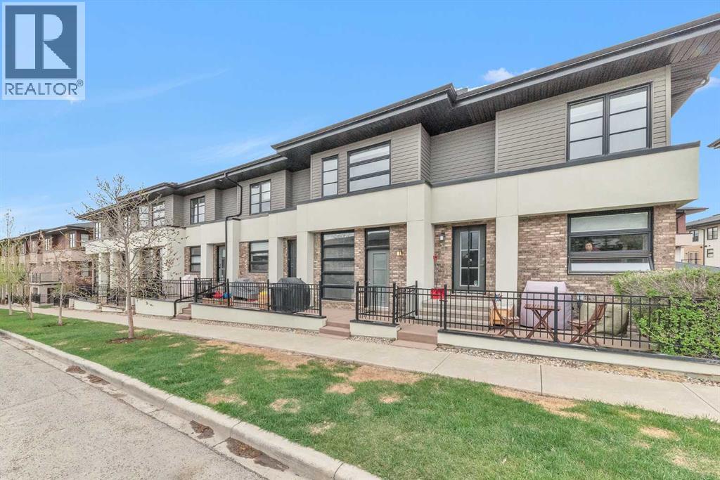 55 Aspen Hill Green SW