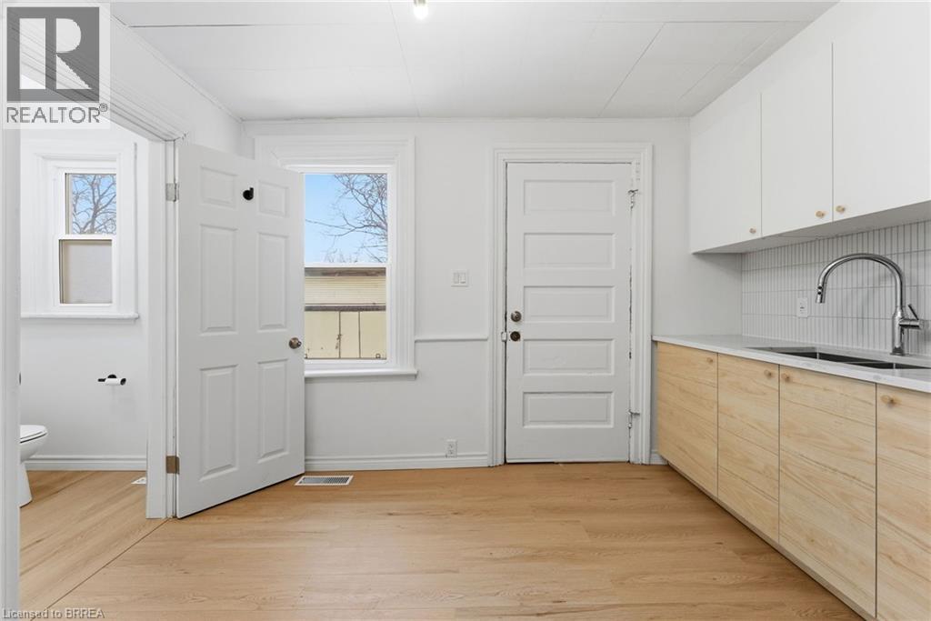 176 DARLING Street Unit# 1