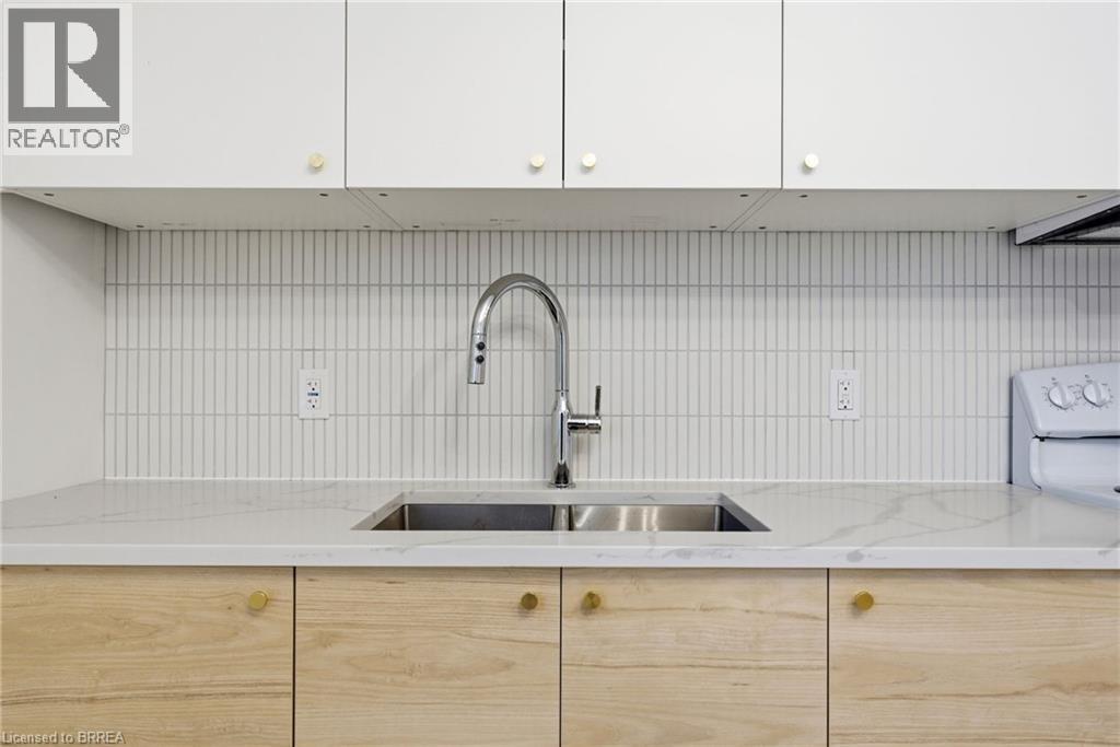 176 DARLING Street Unit# 1