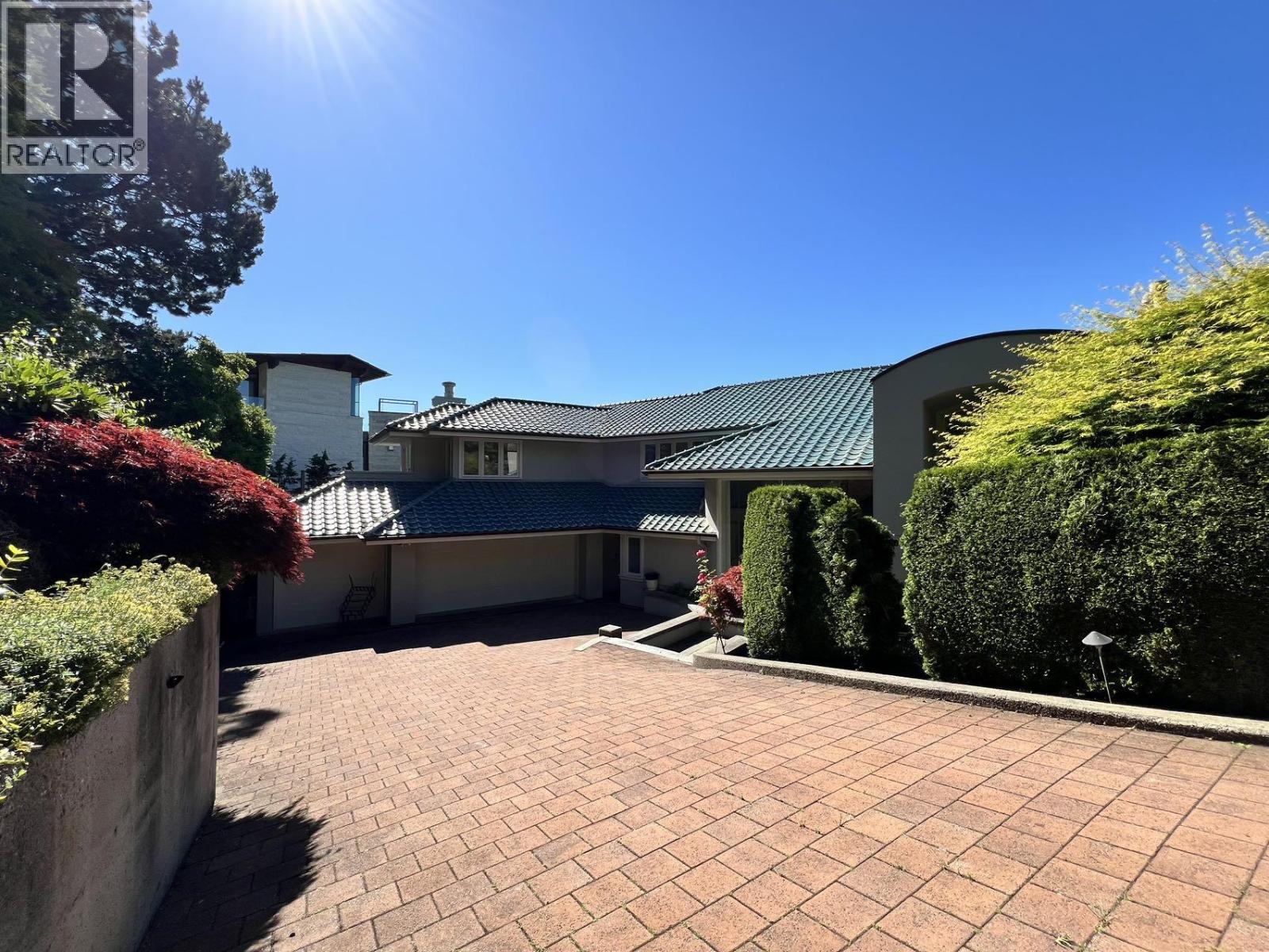 1538 CHIPPENDALE COURT
