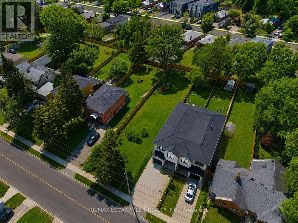 19B BROADVIEW AVENUE
