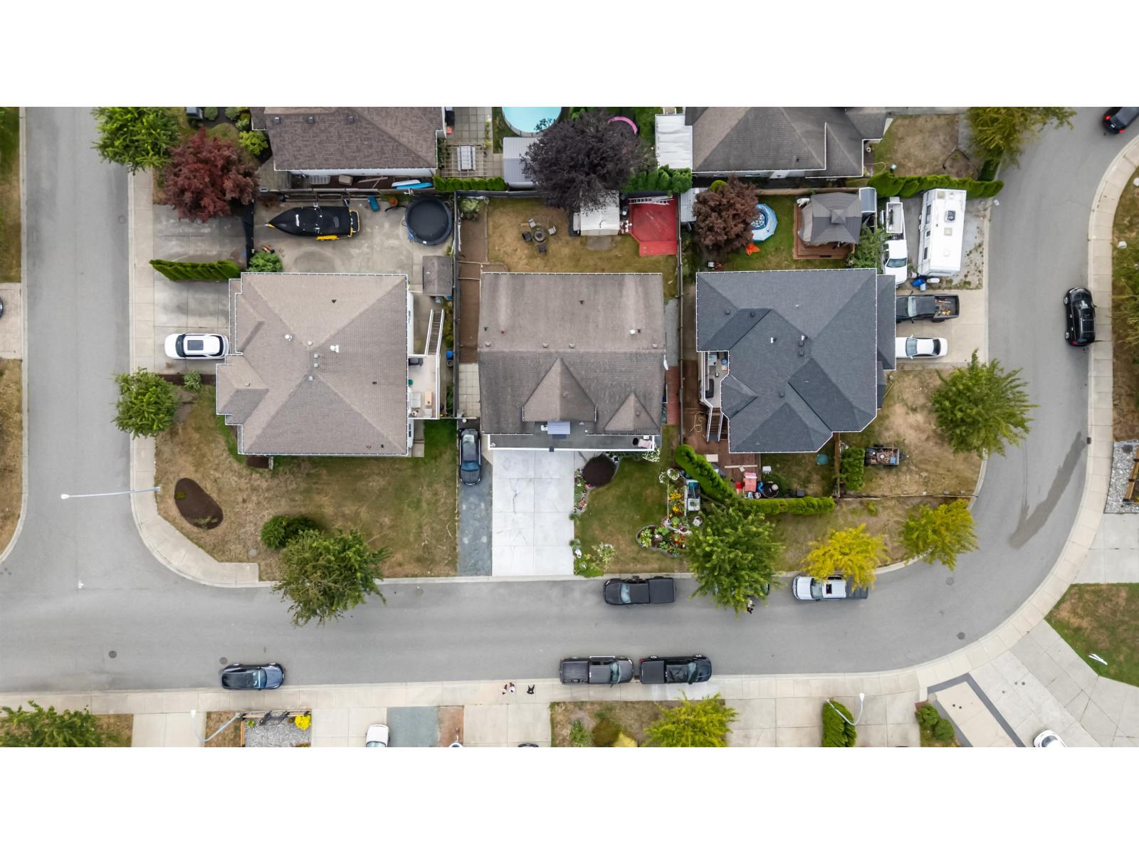 8459 DOERKSEN DRIVE
