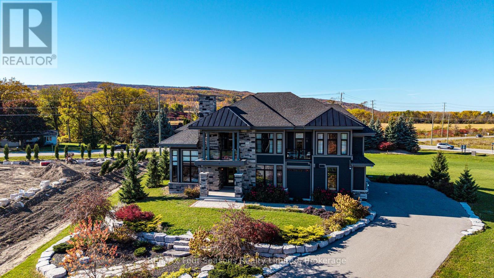 9 WINDROSE VALLEY BOULEVARD