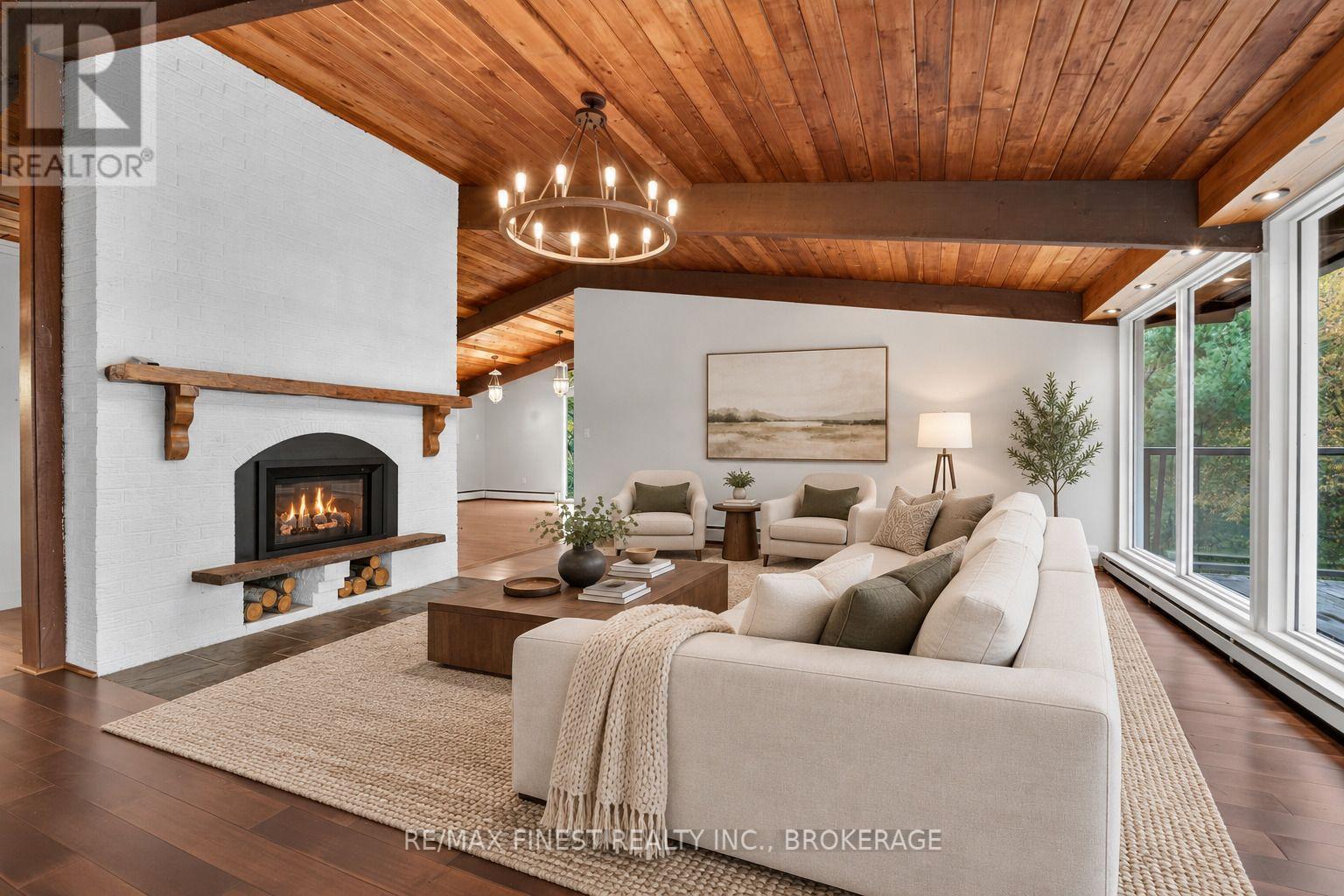 11 EDGEWOOD ROAD