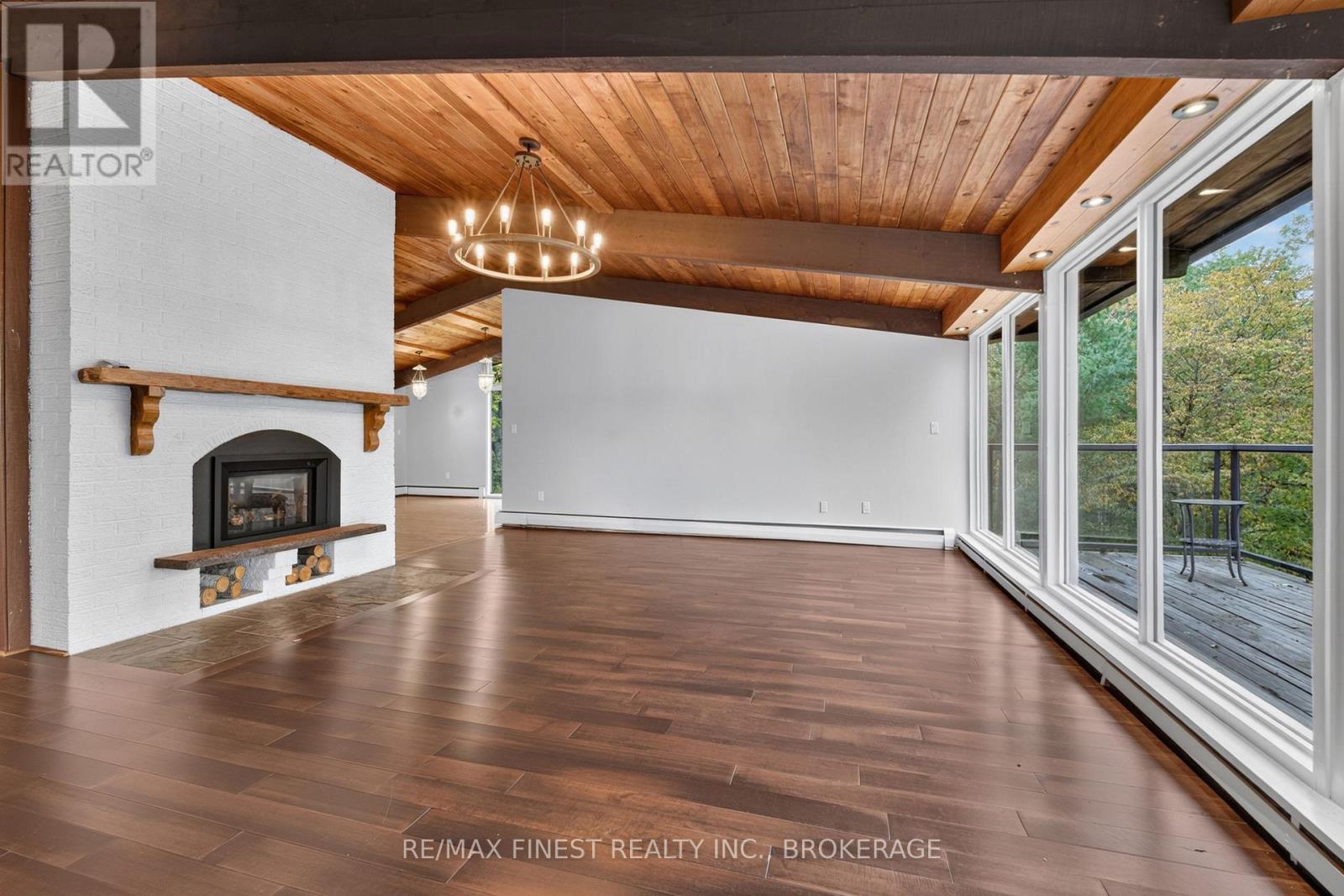 11 EDGEWOOD ROAD