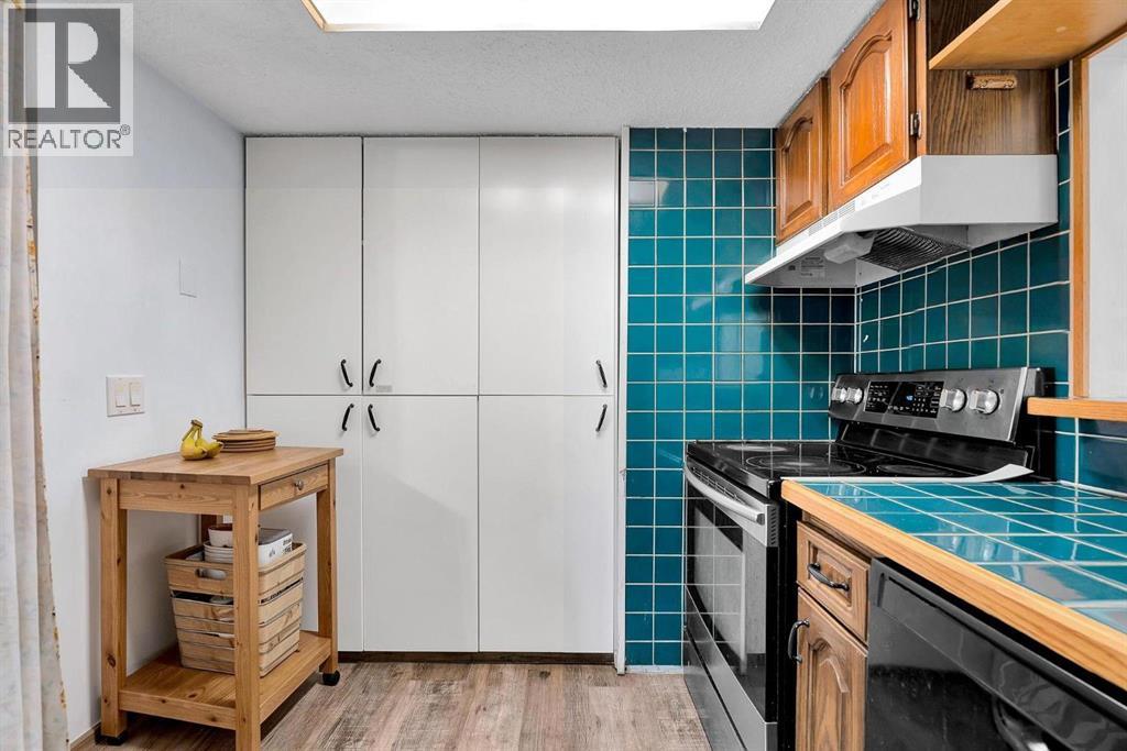 84a Cedarwood Hill SW