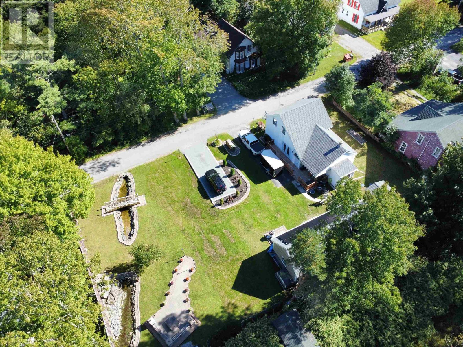 22 Forest Street - Photo 3