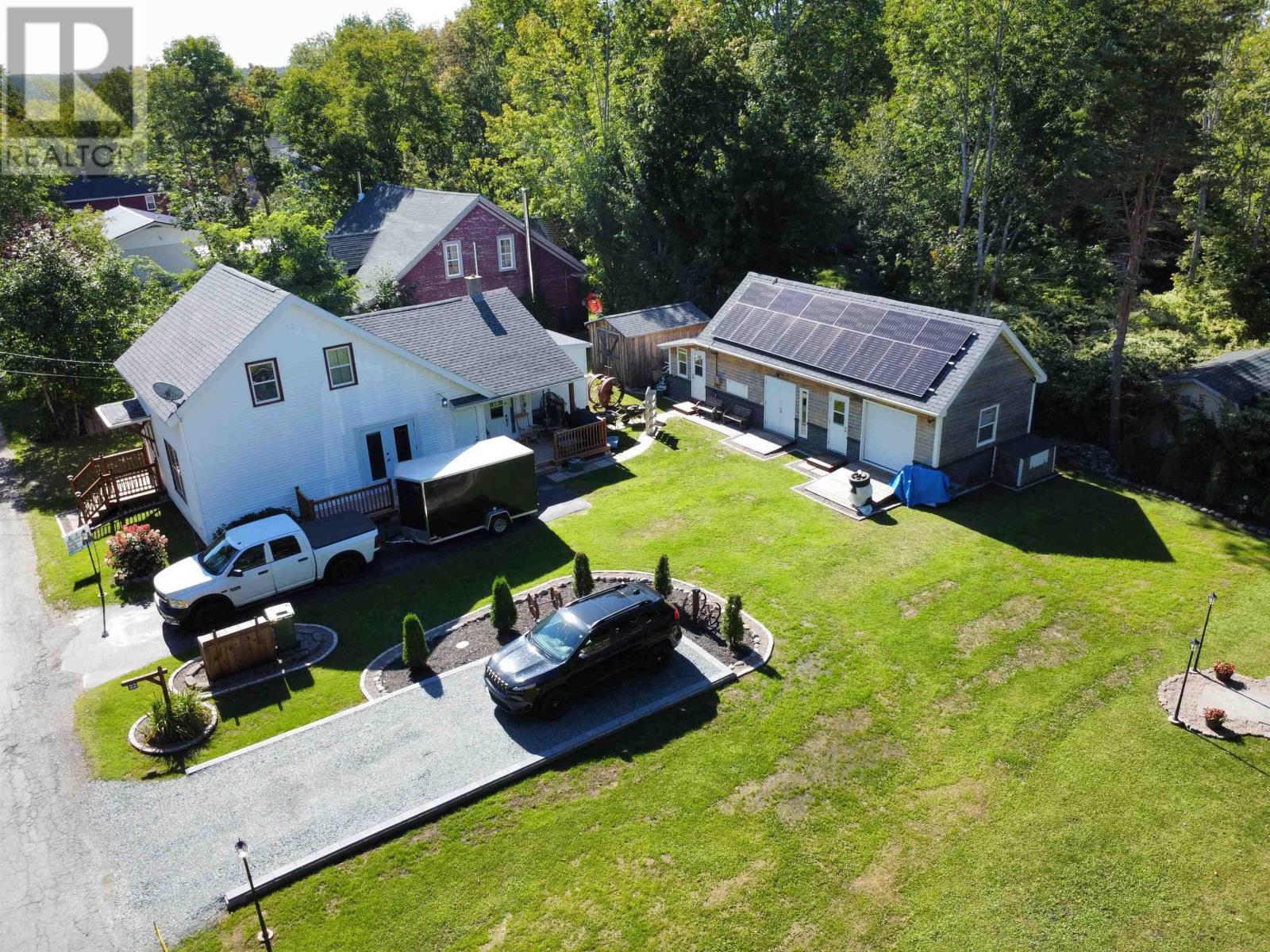 22 Forest Street - Photo 2