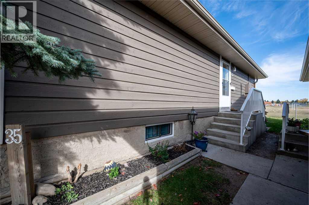 35, 14736 Deerfield Drive SE