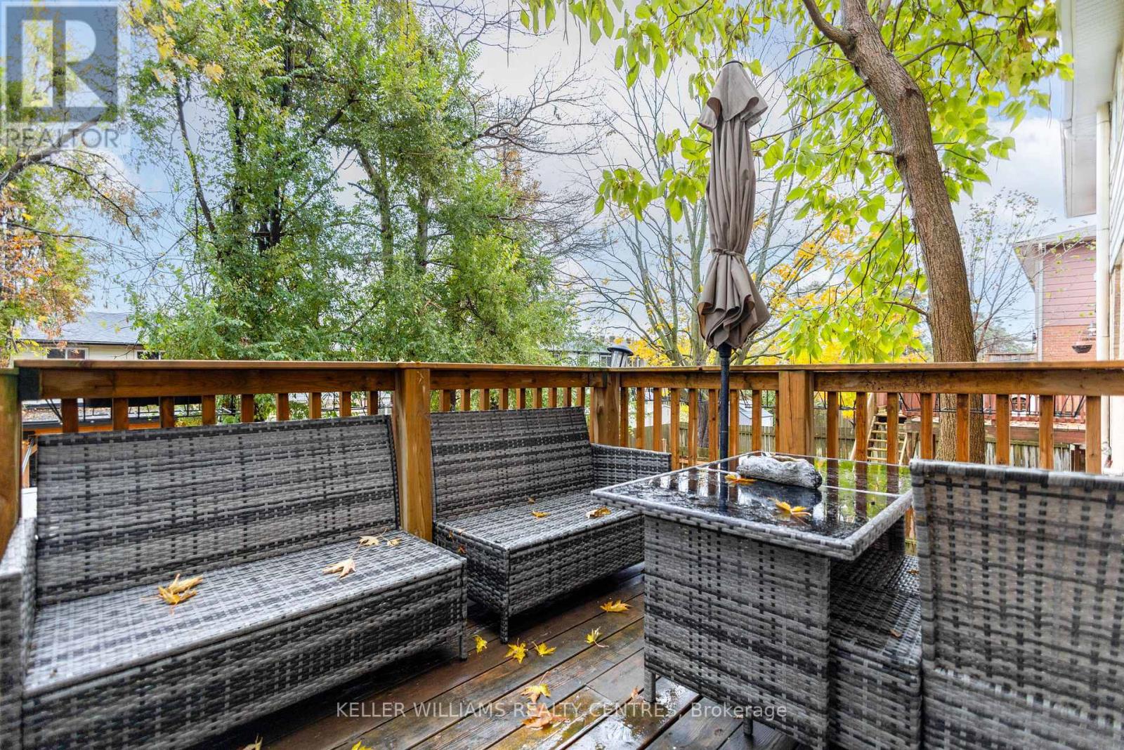 66 CHAUCER CRESCENT
