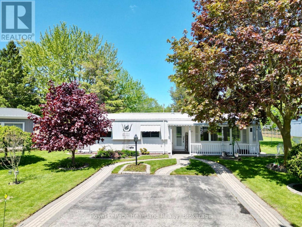 13 CYPRESS POINT CRESCENT, SOUTH HURON (STEPHEN), ON N0M 1T0 - Image 866529662.jpeg?d=l