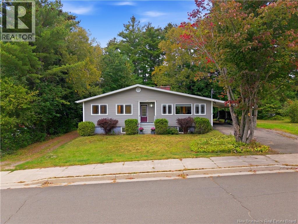 40 DEWITT ACRES, FREDERICTON, NB E3A 6S2 - Image 1803518596.jpeg?d=l