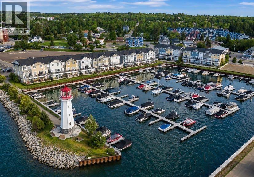 12, 5230 LAKESHORE DRIVE