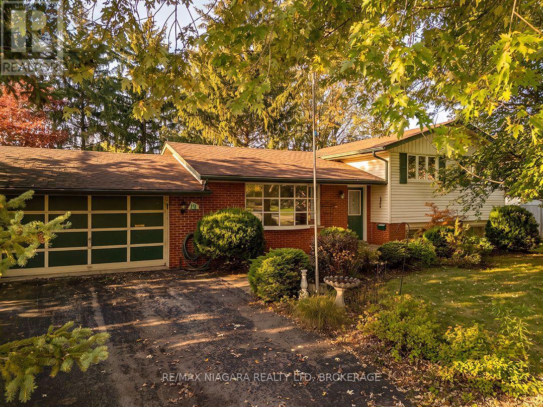 29 RUNNYMEDE ROAD