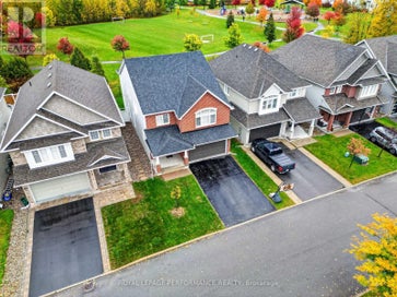 816 AZURE STREET Ottawa ON K4A 0T7