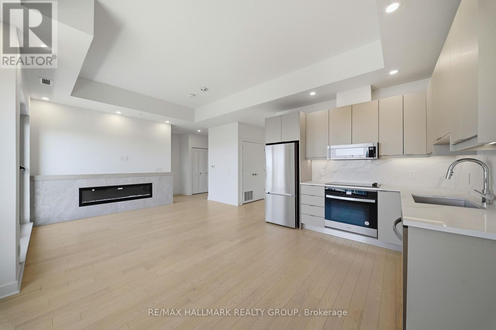 2601 - 180 GEORGE STREET