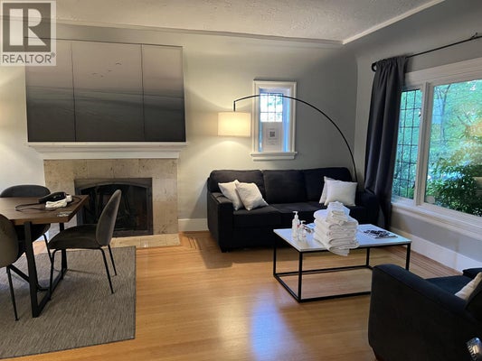 3567 W 26 Ave, Vancouver, BC 2