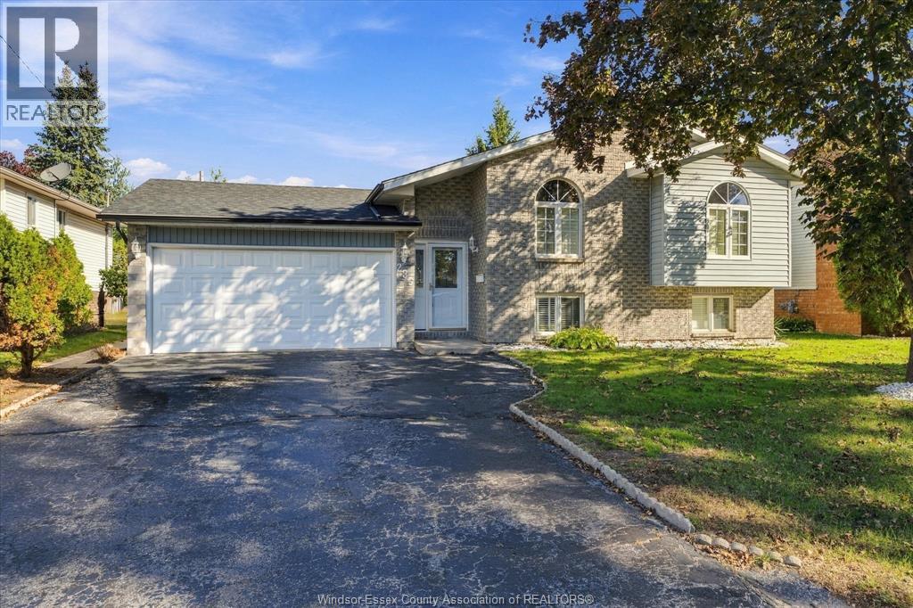 239 BOUFFARD ROAD, LASALLE, ON N9J 1E9 - Image 1246393152.jpeg?d=l