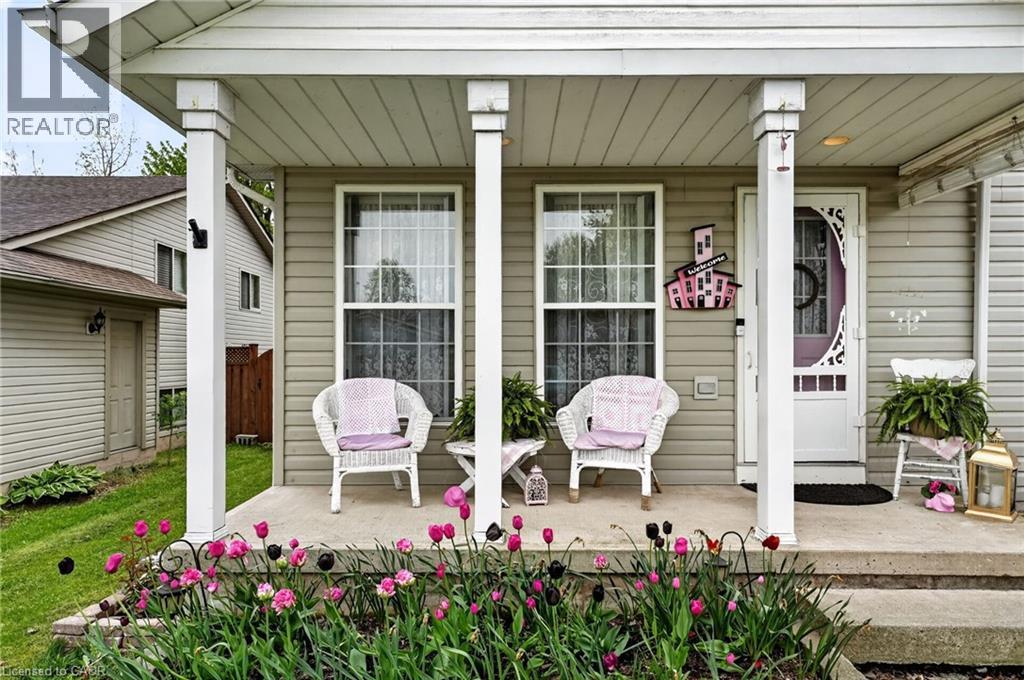 11 ROCHELLE Crescent