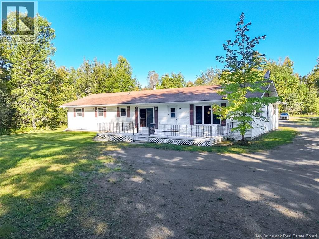 300 Hughes Street - Photo 3