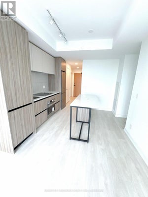 2312 - 7950 Bathurst St, Vaughan (Beverley Glen), ON 3